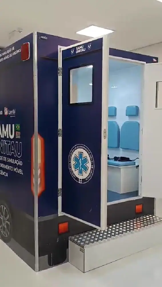 Módulo com acabamento Frota municipal